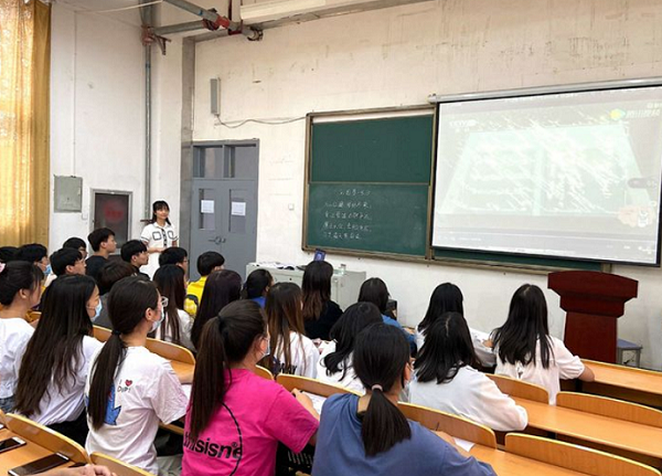 洛陽學習旅游專業(yè)推薦哪些學校？