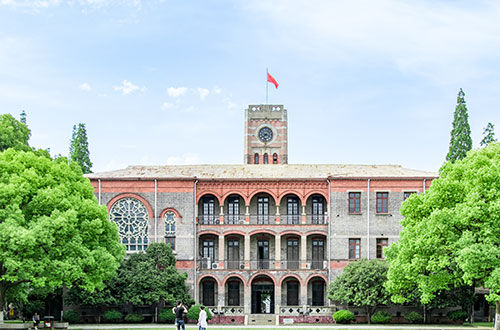 張家口新世紀(jì)職業(yè)學(xué)校有什么特點(diǎn)？為什么要選擇這家學(xué)校？