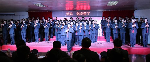傳遞正能量！山東東營(yíng)金盾司法學(xué)校隆重舉行期末表彰大會(huì)暨家長(zhǎng)會(huì)